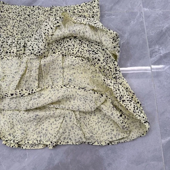 NWOT Women’s Vero Moda Sigrid Spotted Smocked Short Layered Skirt Size XS - Picture 6 of 13